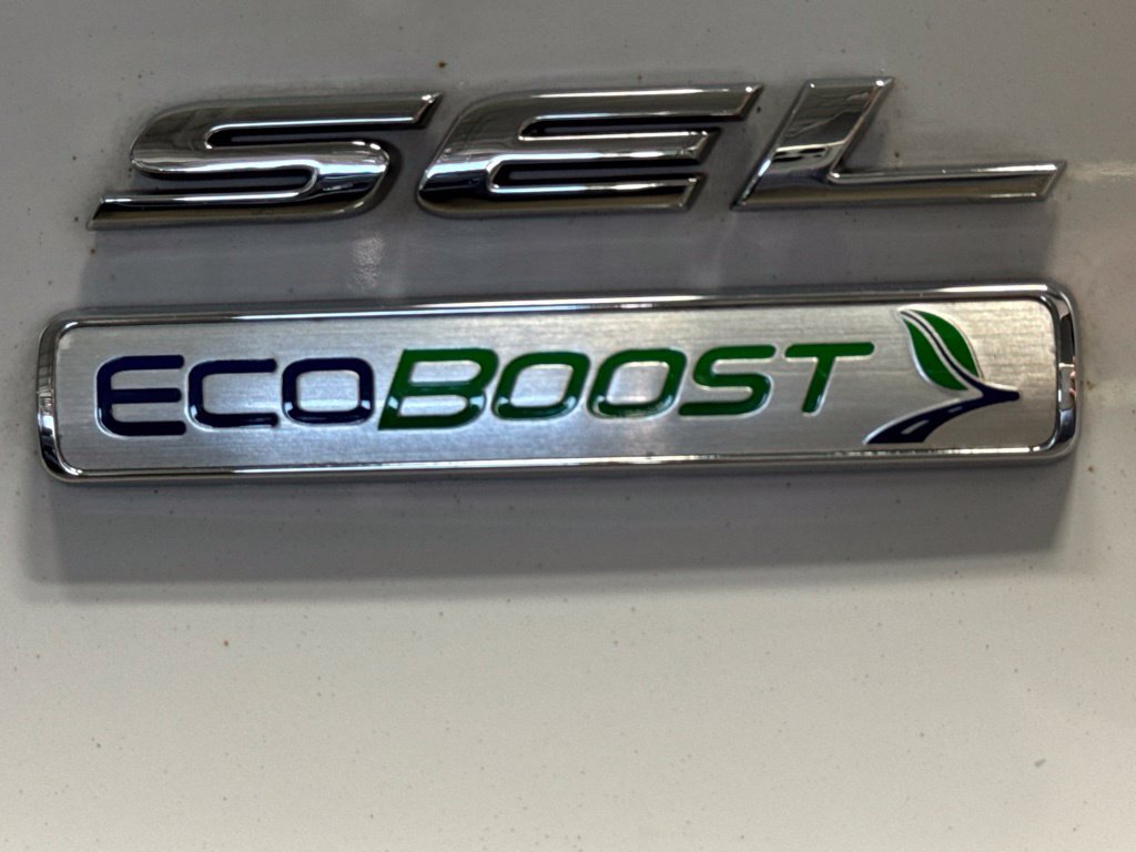 Used 2020 Ford Fusion SEL FWD image 29