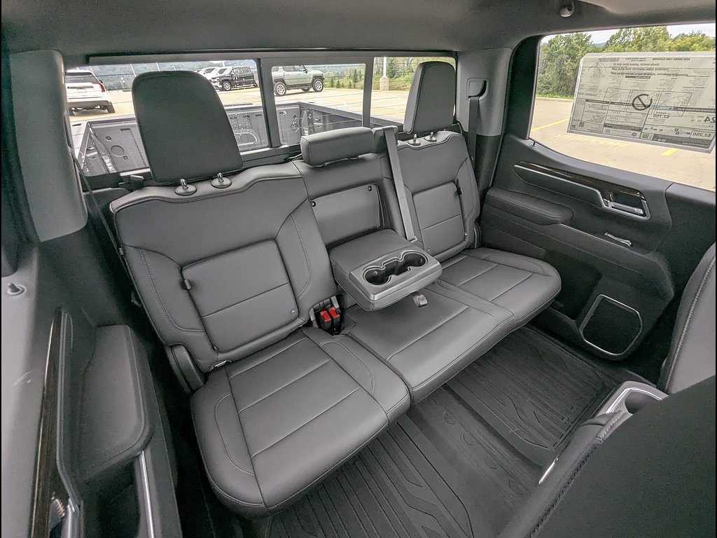 New 2026 GMC Sierra 1500 Elevation w/ Elevation Premium Package AWD/4WD image 15
