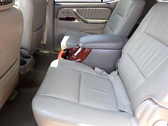 Used 2007 Toyota Sequoia Limited AWD/4WD image 10