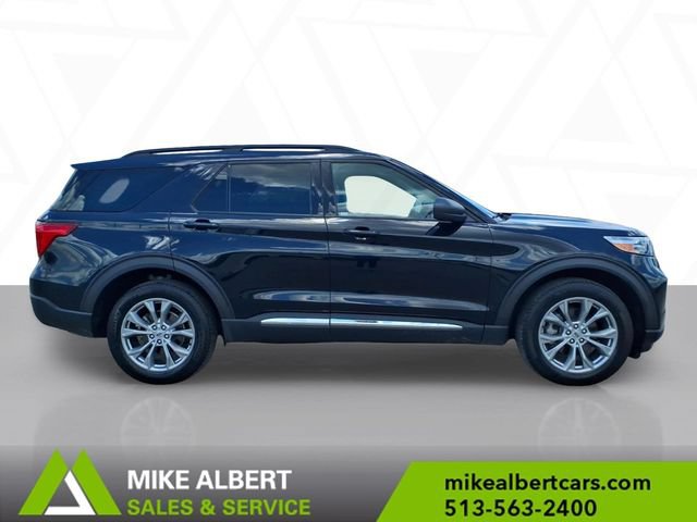 Used 2023 Ford Explorer XLT w/ Equipment Group 202A AWD/4WD image 8