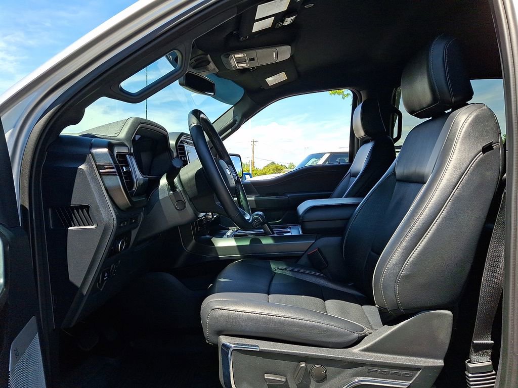 Used 2024 Ford F150 Lariat w/ FX4 Off-Road Package image 13
