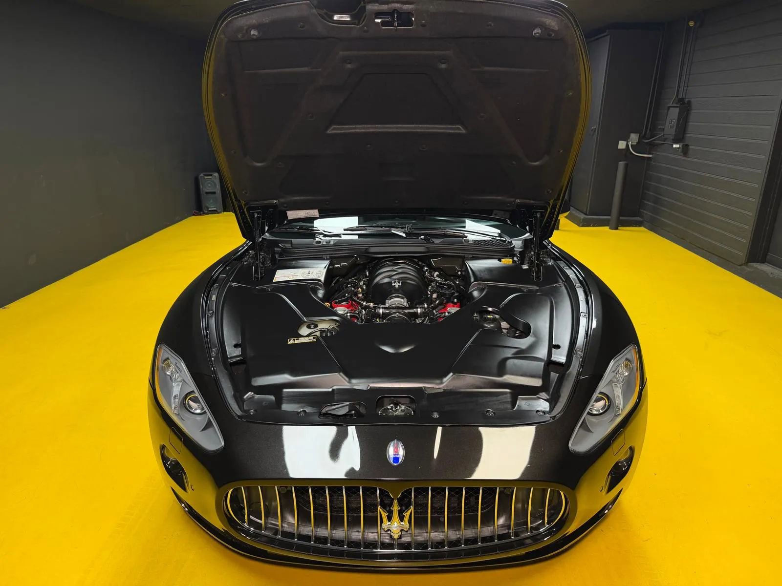 Used 2013 Maserati GranTurismo Convertible RWD image 37