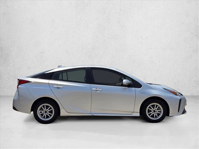 Used 2022 Toyota Prius LE FWD image 4