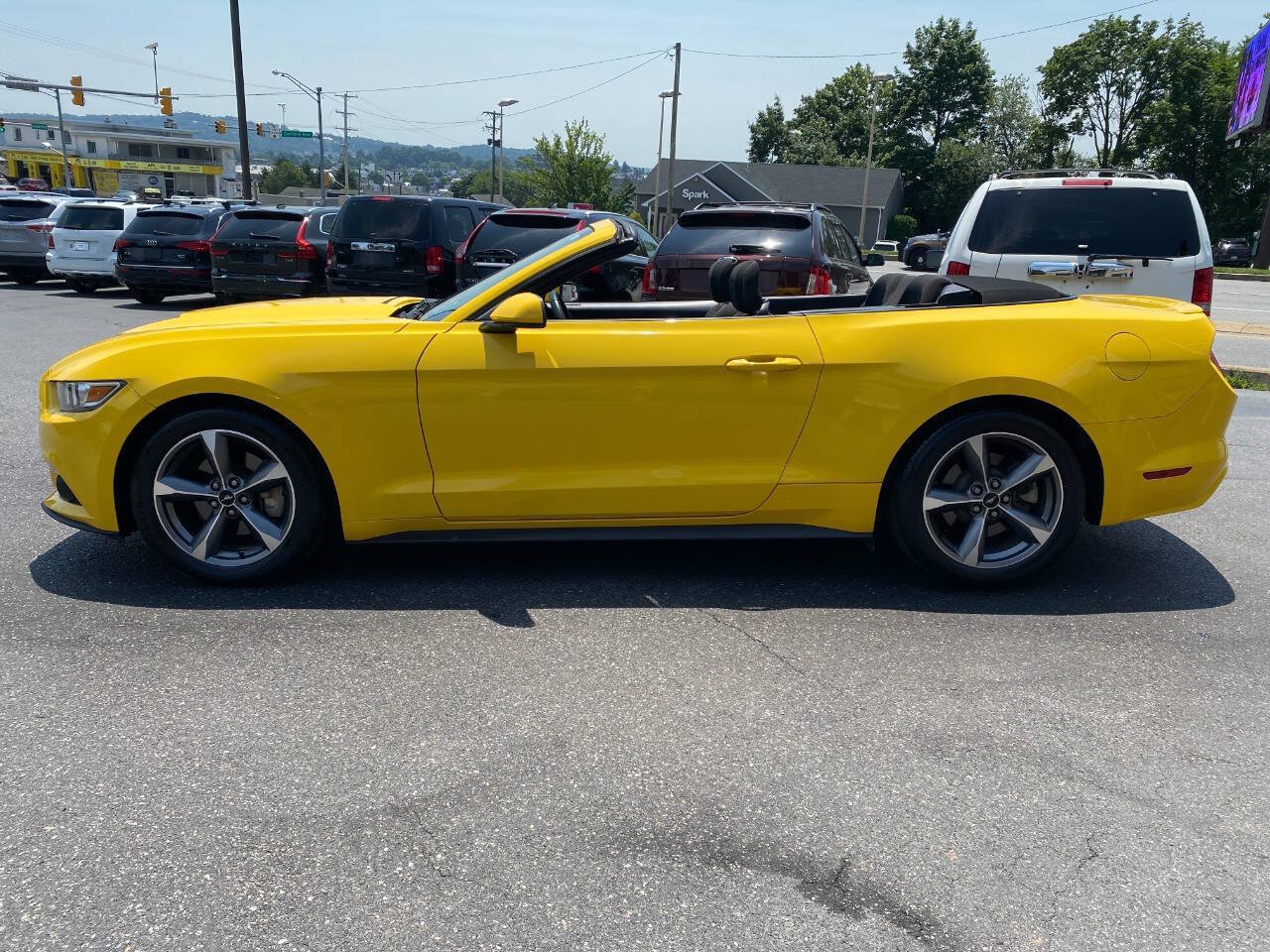 Used 2015 Ford Mustang Convertible w/ Equipment Group 051A RWD image 6