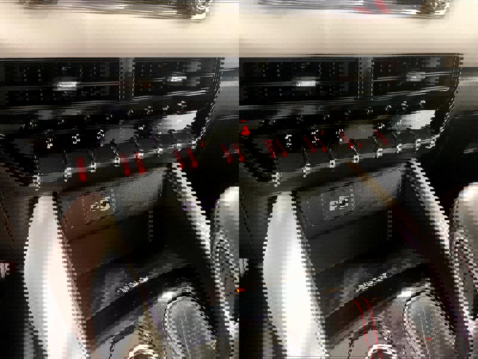 Used 2024 GMC Canyon AT4X image 26