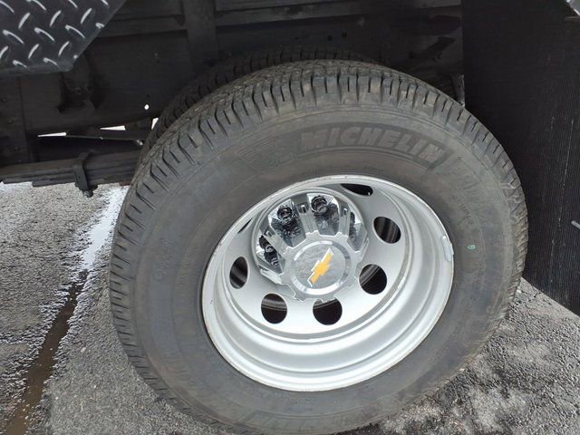 Used 2025 Chevrolet Silverado 3500 W/T image 20