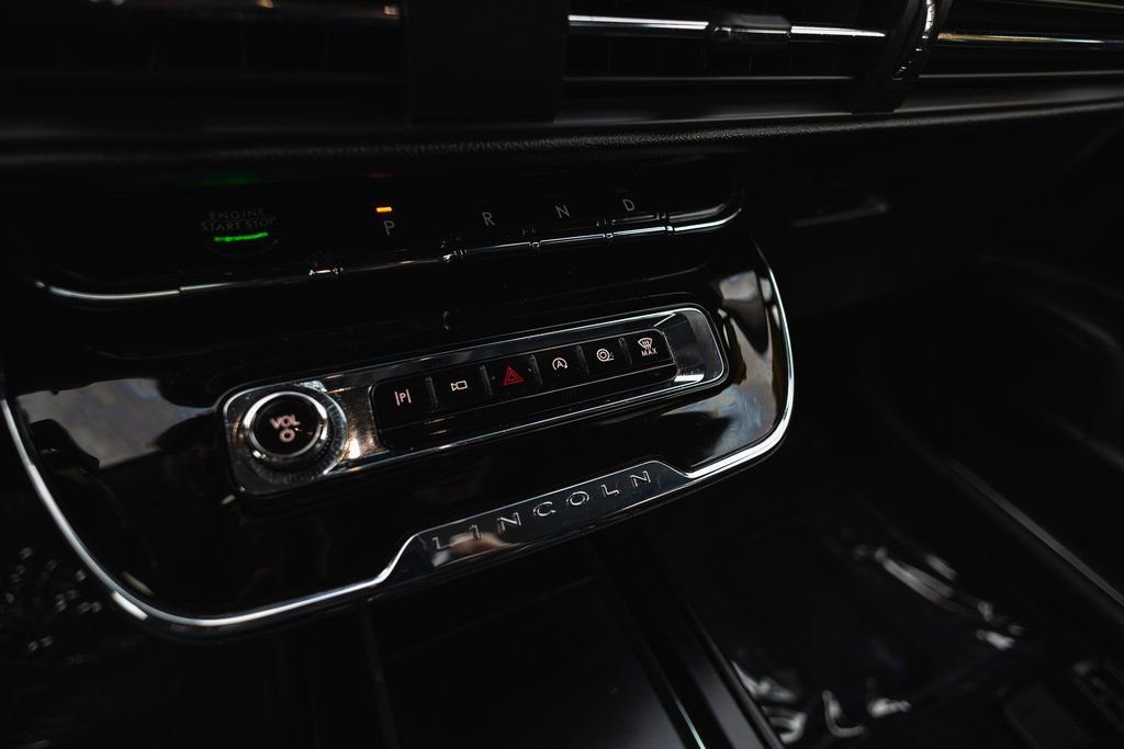 Used 2024 Lincoln Corsair Reserve w/ Equipment Group 201A image 7