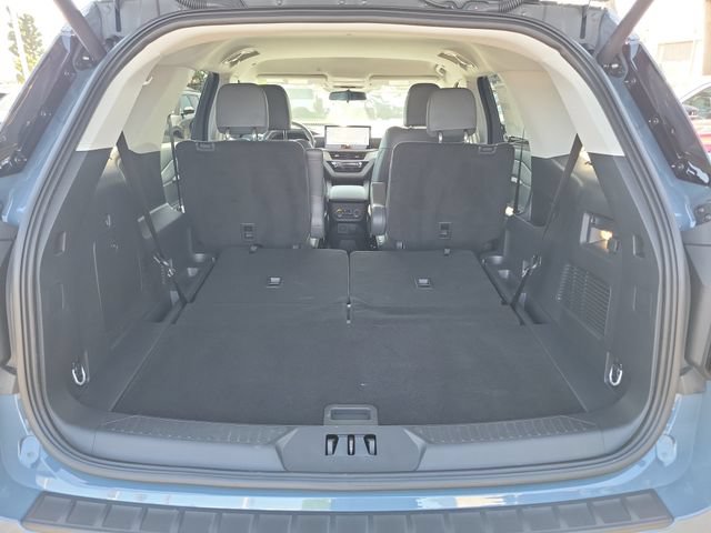 Used 2026 Ford Explorer Active w/ Active Comfort Package RWD image 22