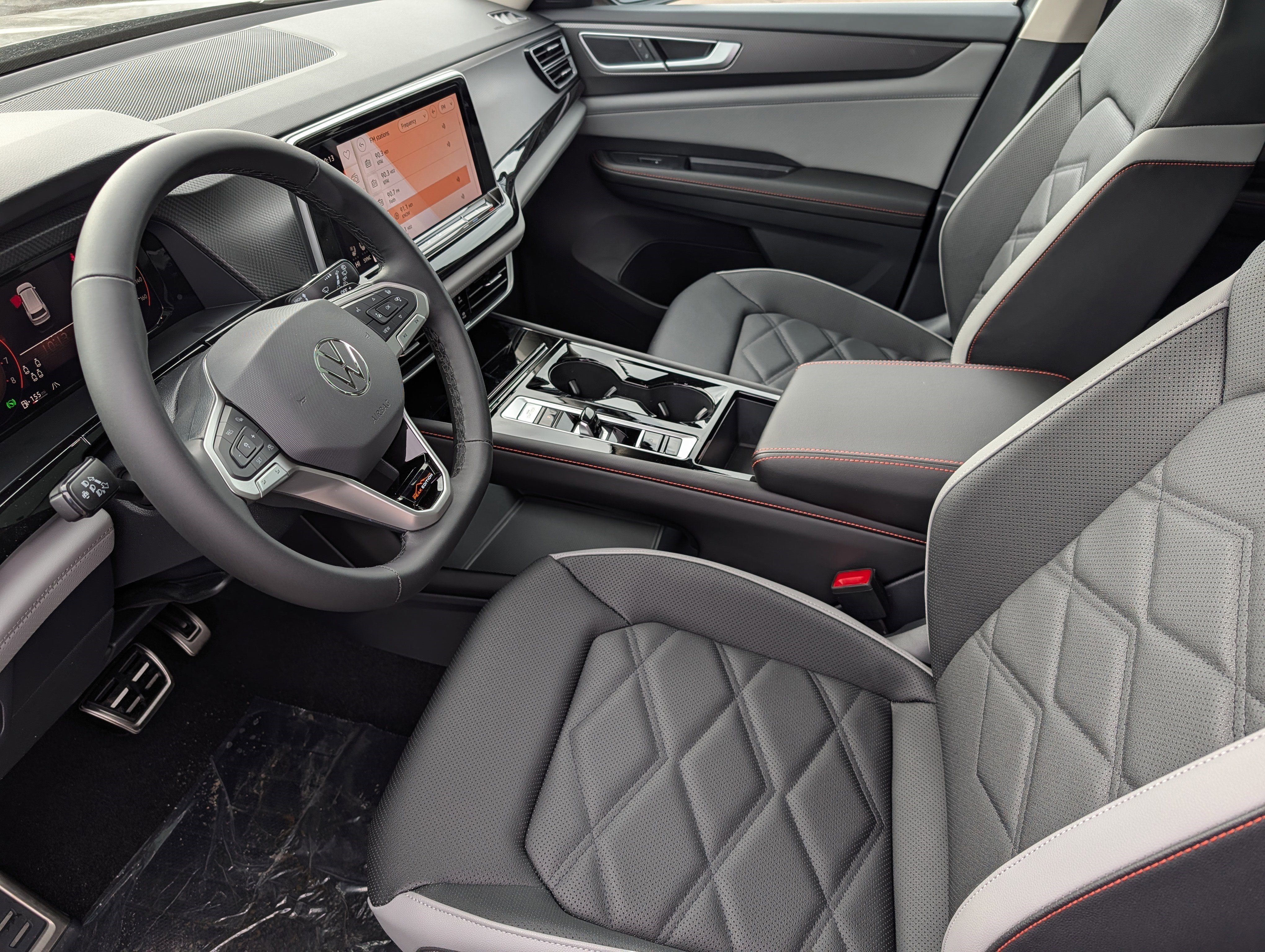 New 2026 Volkswagen Atlas Peak Edition AWD/4WD image 5