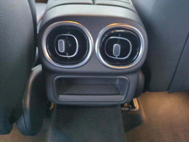 Used 2024 Mercedes-Benz GLC 300 image 16