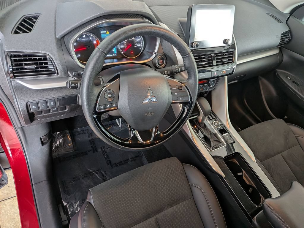 Used 2025 Mitsubishi Eclipse Cross SE AWD/4WD image 13