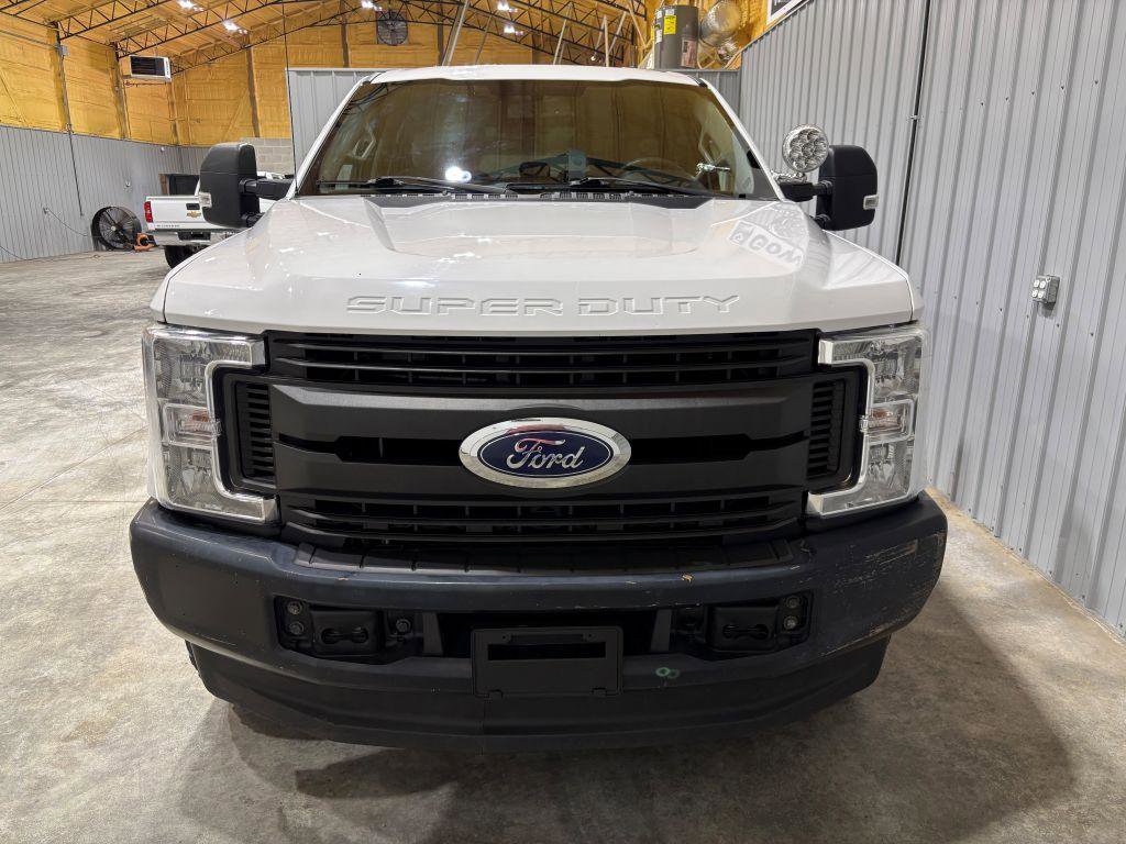 Used 2017 Ford F250 XL w/ Power Equipment Group image 7