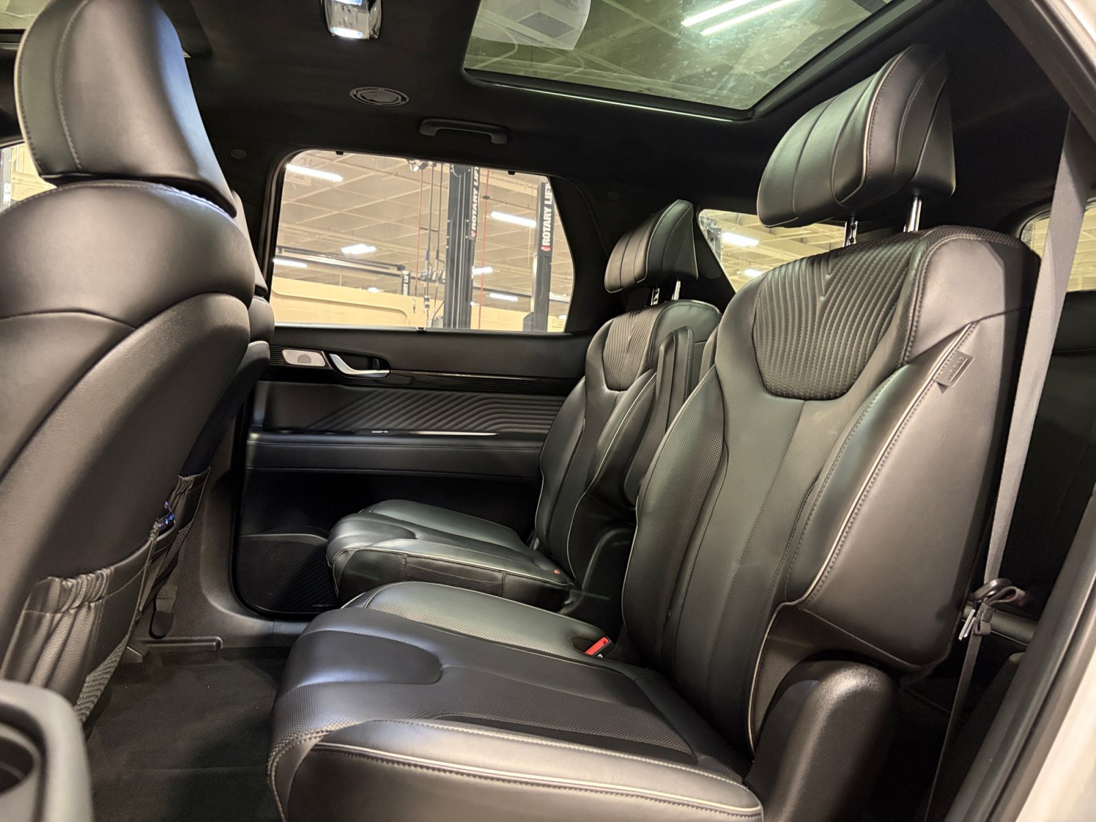 Used 2023 Hyundai Palisade Calligraphy AWD/4WD image 30