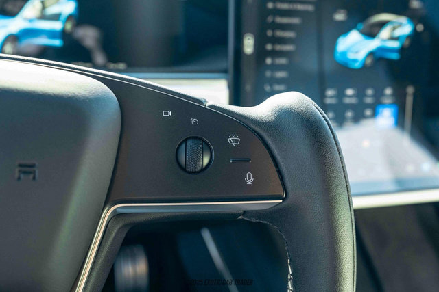 Used 2022 Tesla Model S Plaid image 22