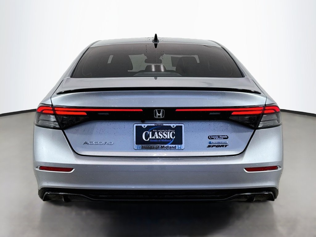 Used 2025 Honda Accord Sport image 6