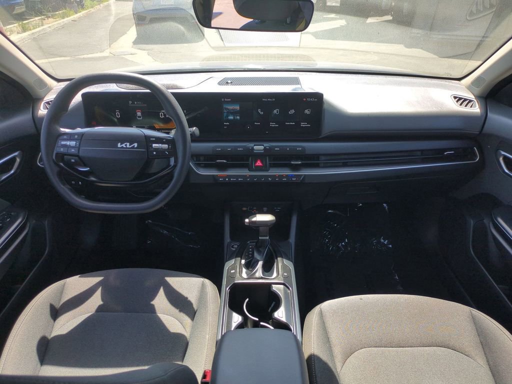 Used 2025 Kia K4 FWD image 23