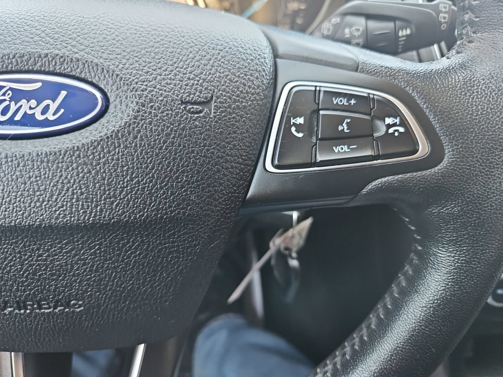 Used 2018 Ford Focus SEL w/ Cold Weather Package FWD image 32