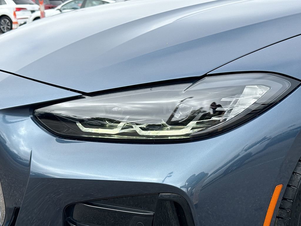 Used 2022 BMW 430i Convertible w/ M Sport Package image 9