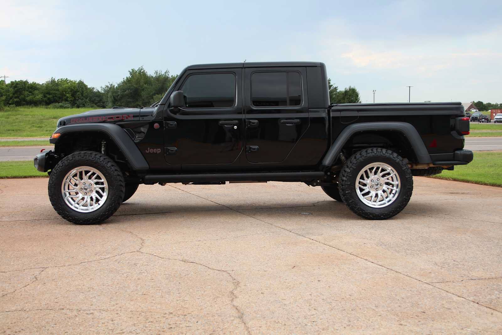 Used 2023 Jeep Gladiator Rubicon w/ LED Lighting Group AWD/4WD image 6