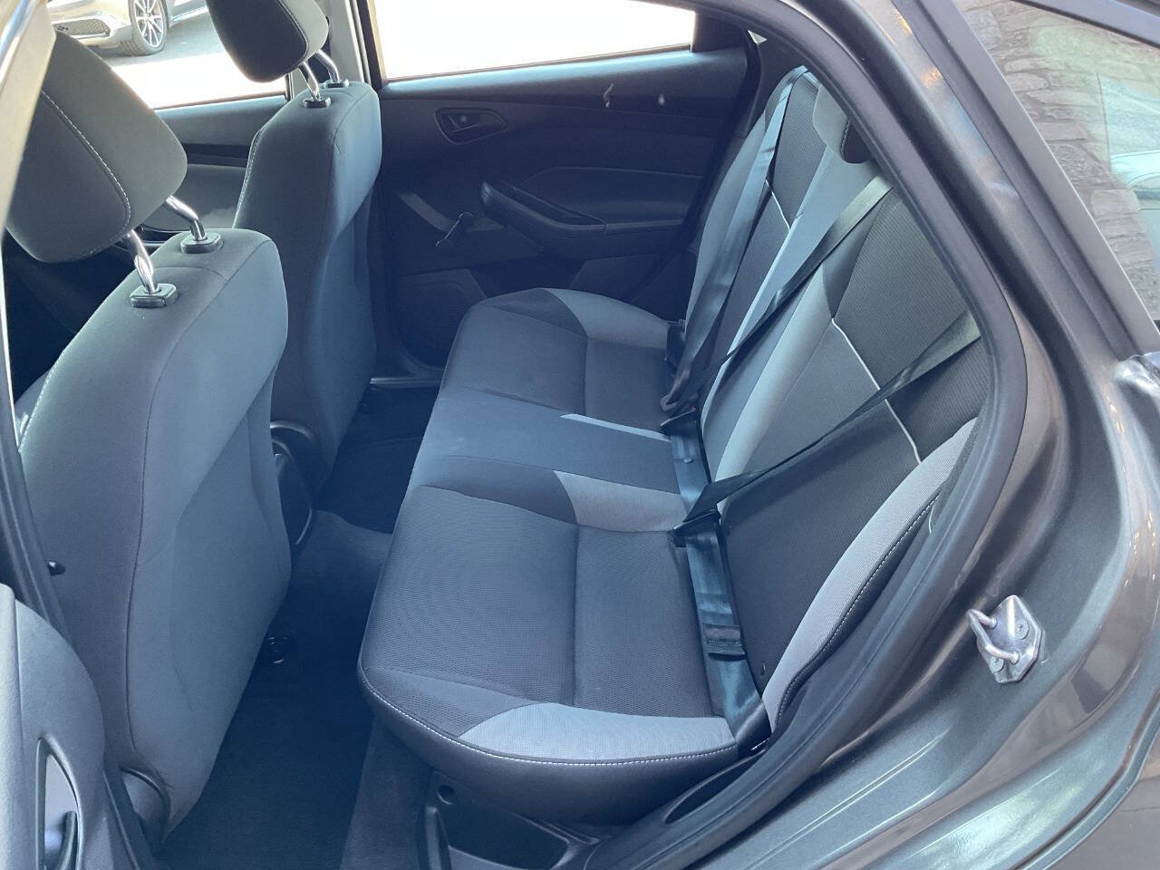 Used 2012 Ford Focus S FWD image 24
