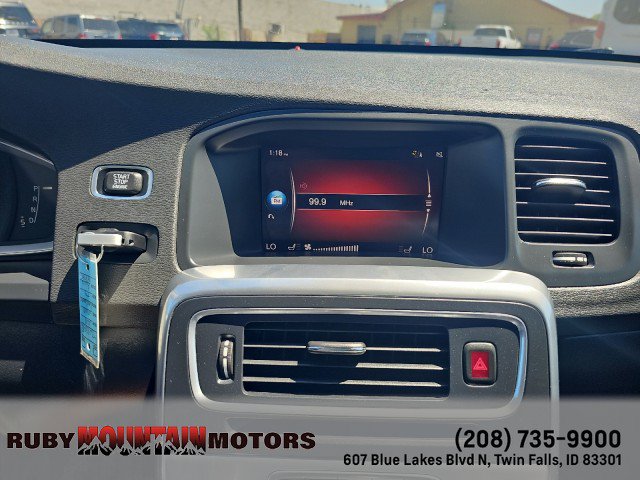 Used 2018 Volvo V60 T5 Cross Country AWD/4WD image 21