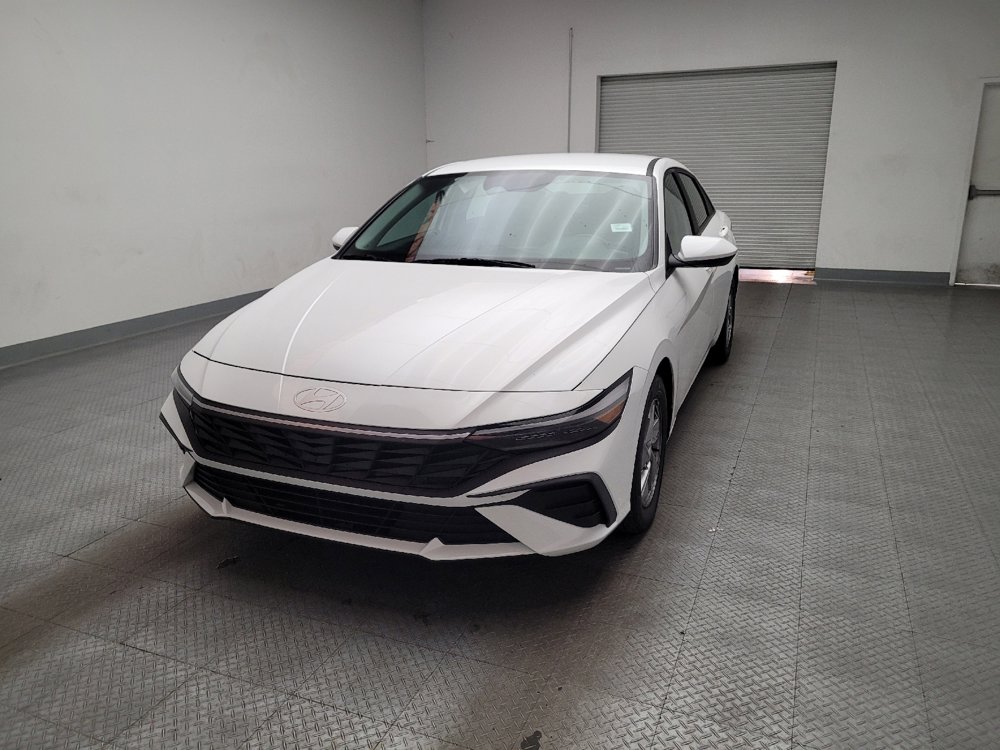 Used 2024 Hyundai Elantra SE image 15