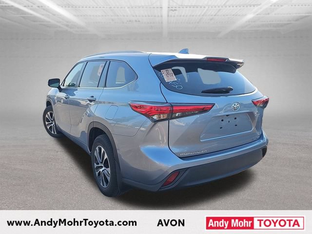 Used 2023 Toyota Highlander XLE AWD/4WD image 5