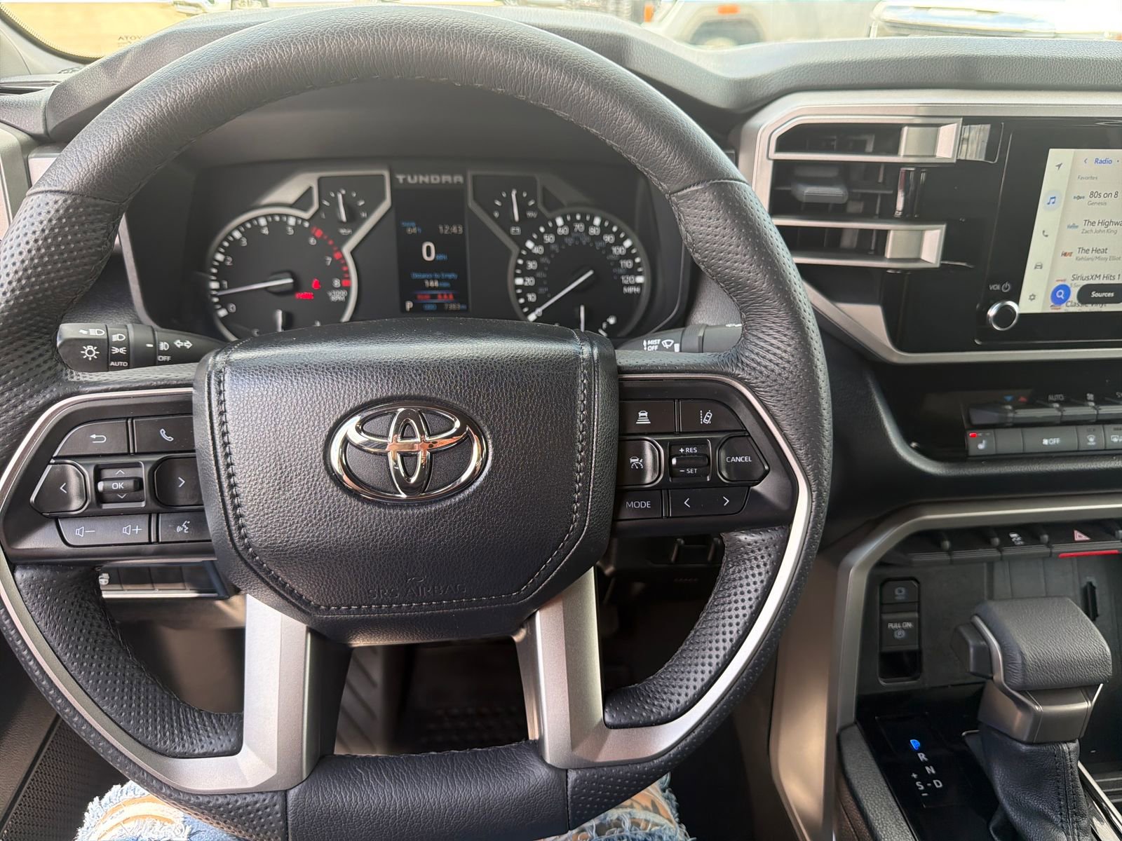 Used 2025 Toyota Tundra SR5 w/ SR5 Premium Package AWD/4WD image 25