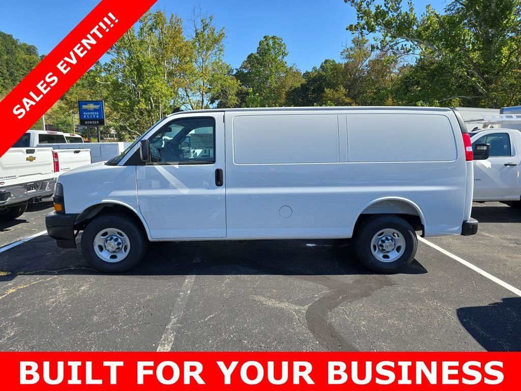 New 2025 Chevrolet Express 2500 w/ Communications Package video 2