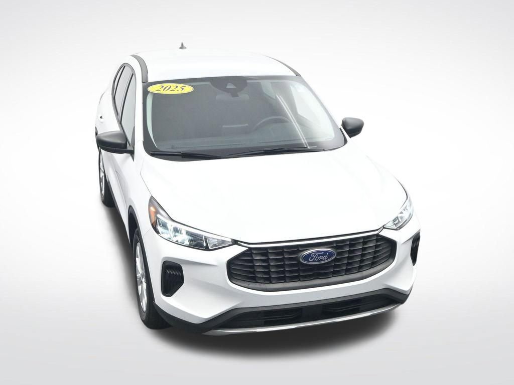 Used 2025 Ford Escape Active image 25