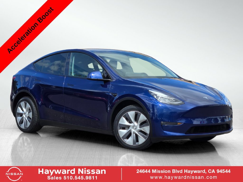 Used 2023 Tesla Model Y Long Range AWD/4WD image 1