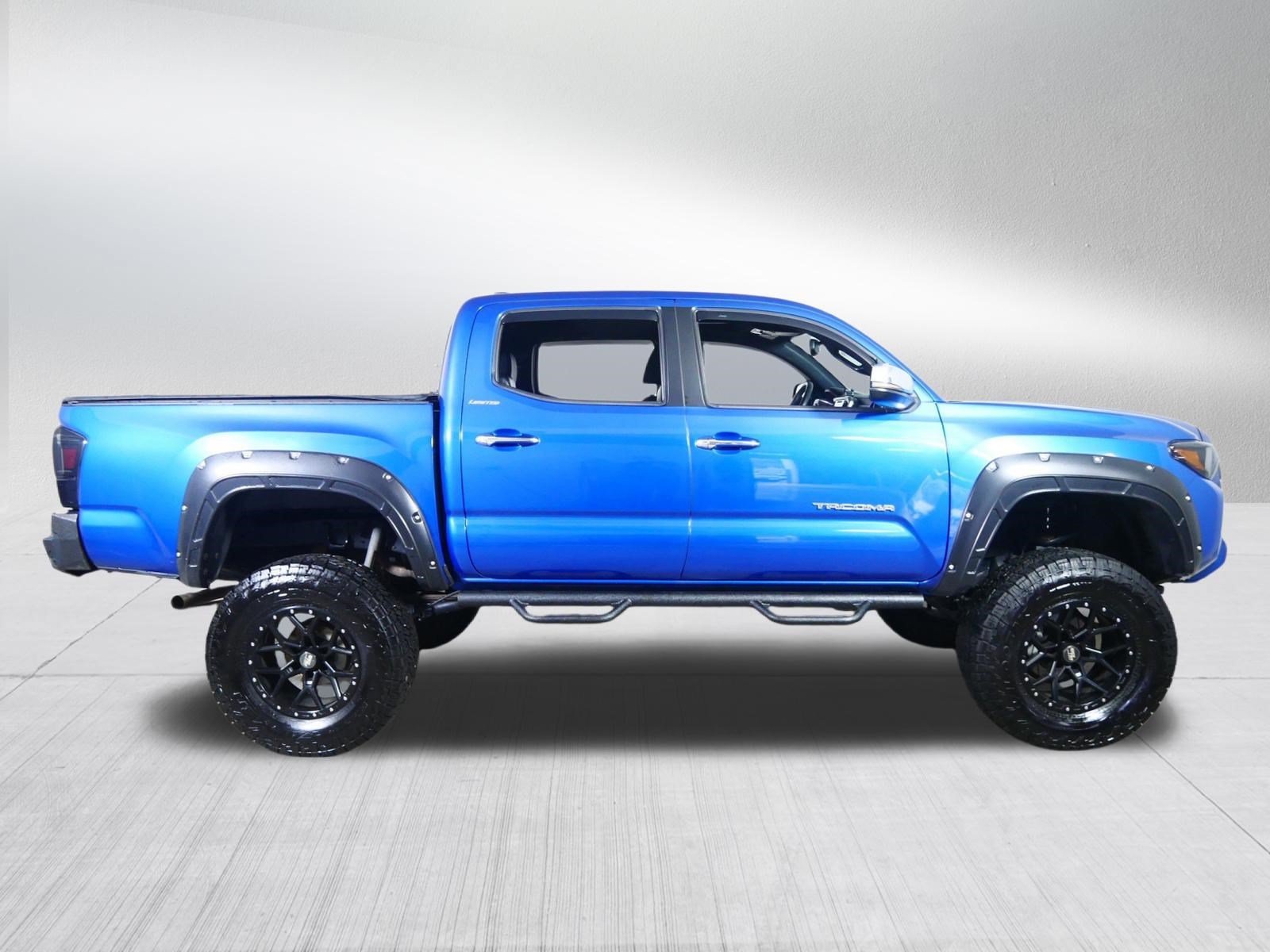 Used 2018 Toyota Tacoma Limited AWD/4WD image 8