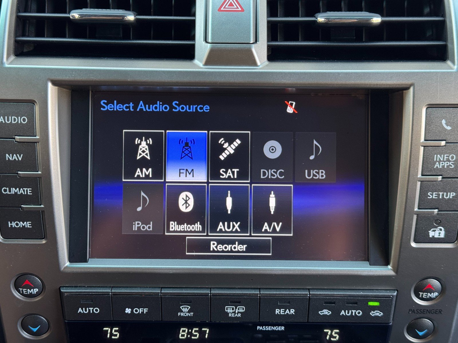 Used 2014 Lexus GX 460 image 27