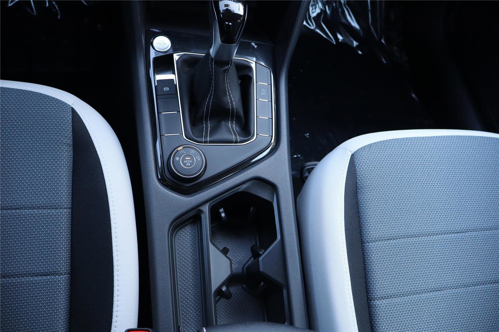 New 2026 Volkswagen Taos S image 21
