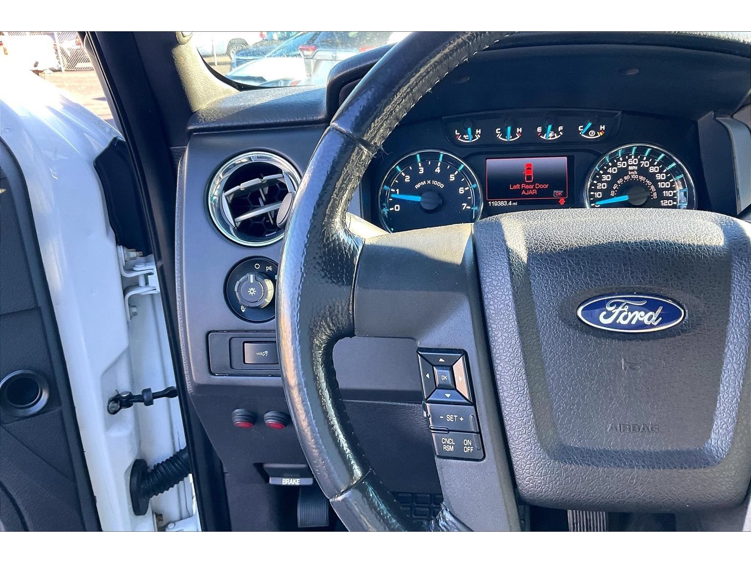 Used 2013 Ford F150 XLT w/ Luxury Equipment Group AWD/4WD image 18