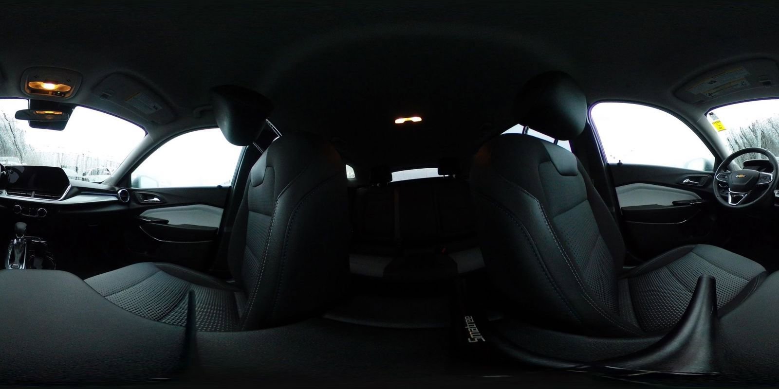 Used 2025 Chevrolet Trax LT w/ LT Convenience Package image 40