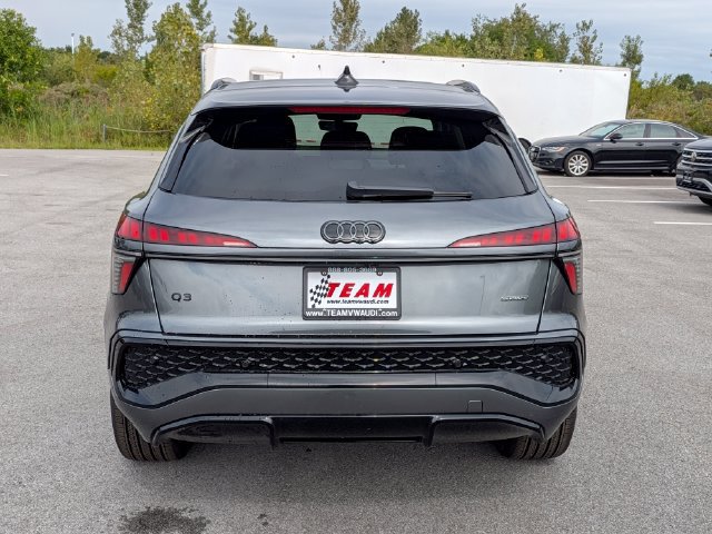 New 2026 Audi Q3 quattro 2.0T AWD/4WD image 4