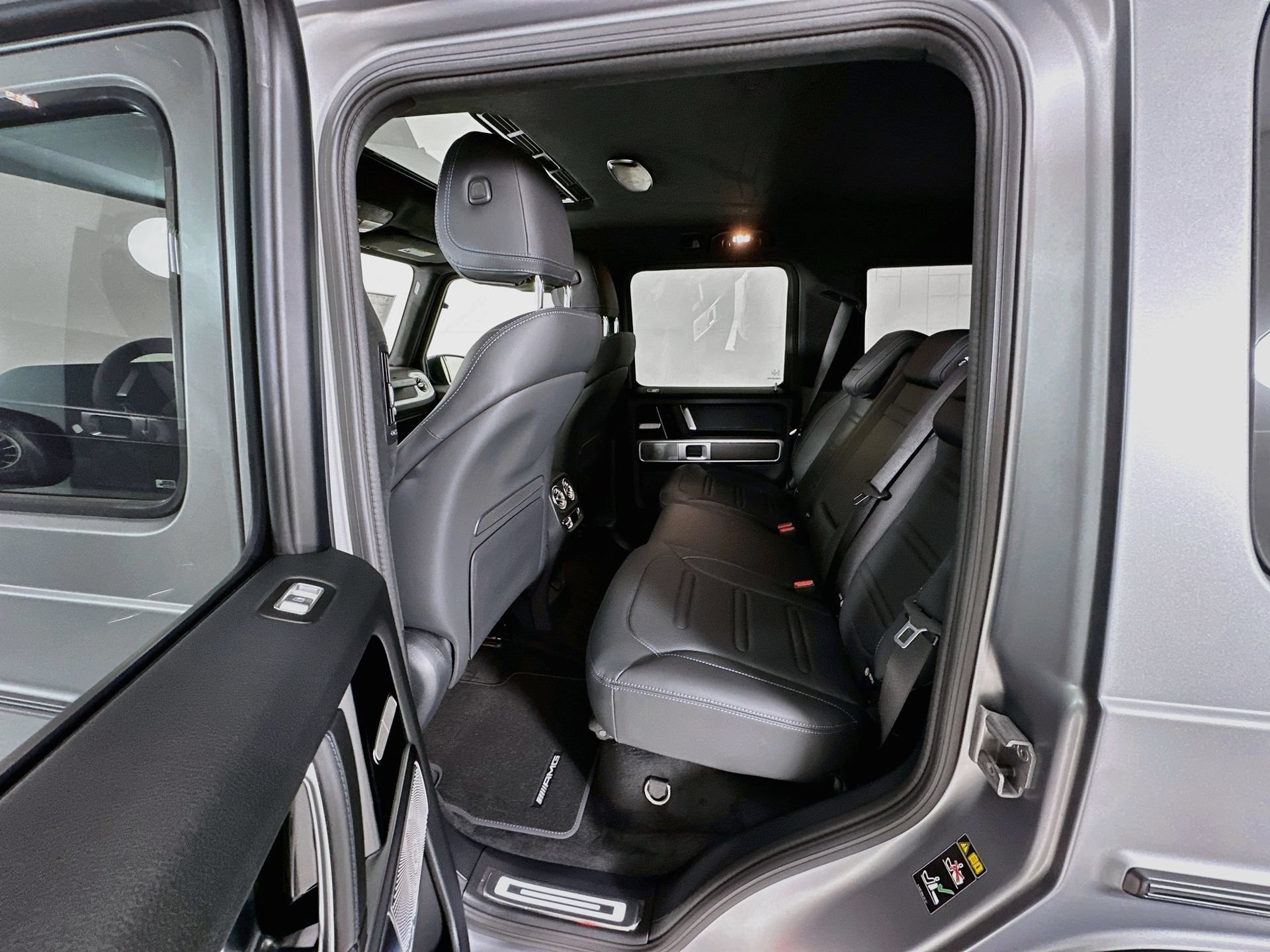 New 2027 Mercedes-Benz G 580 e image 27