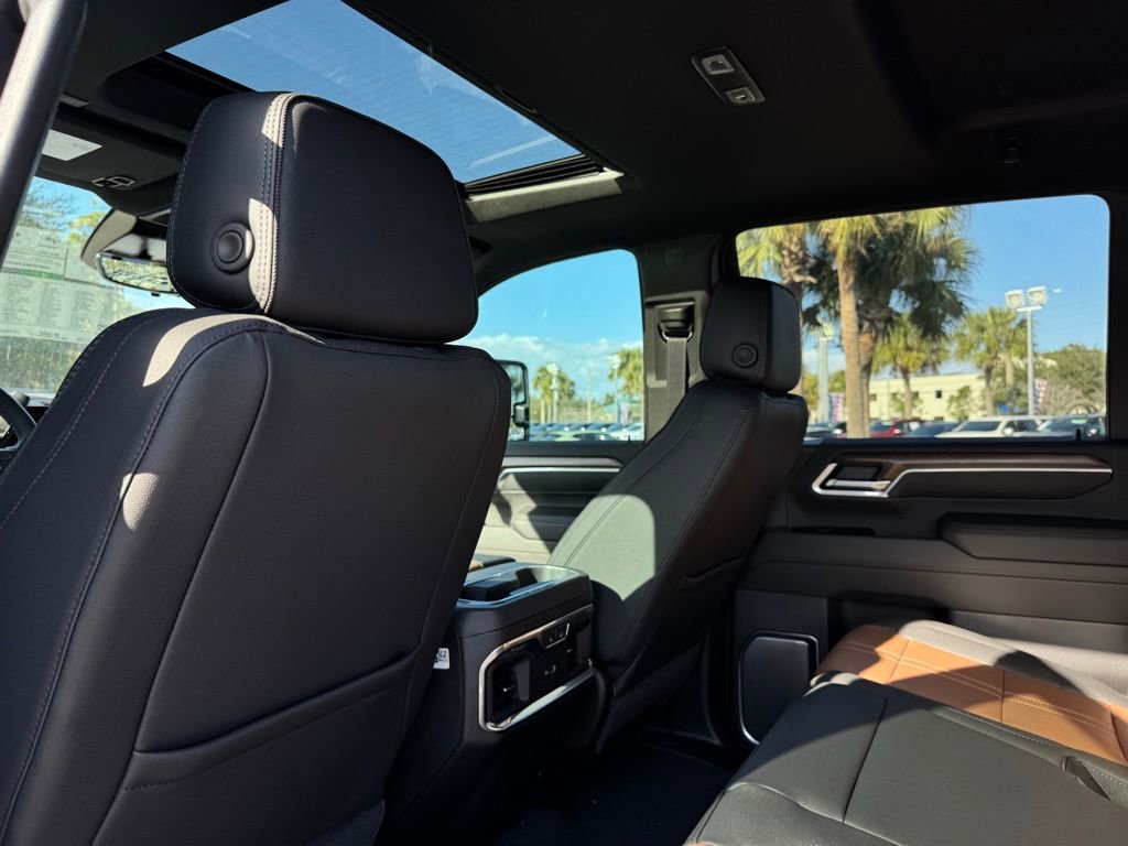 New 2026 Chevrolet Silverado 3500 High Country w/ Technology Package image 16