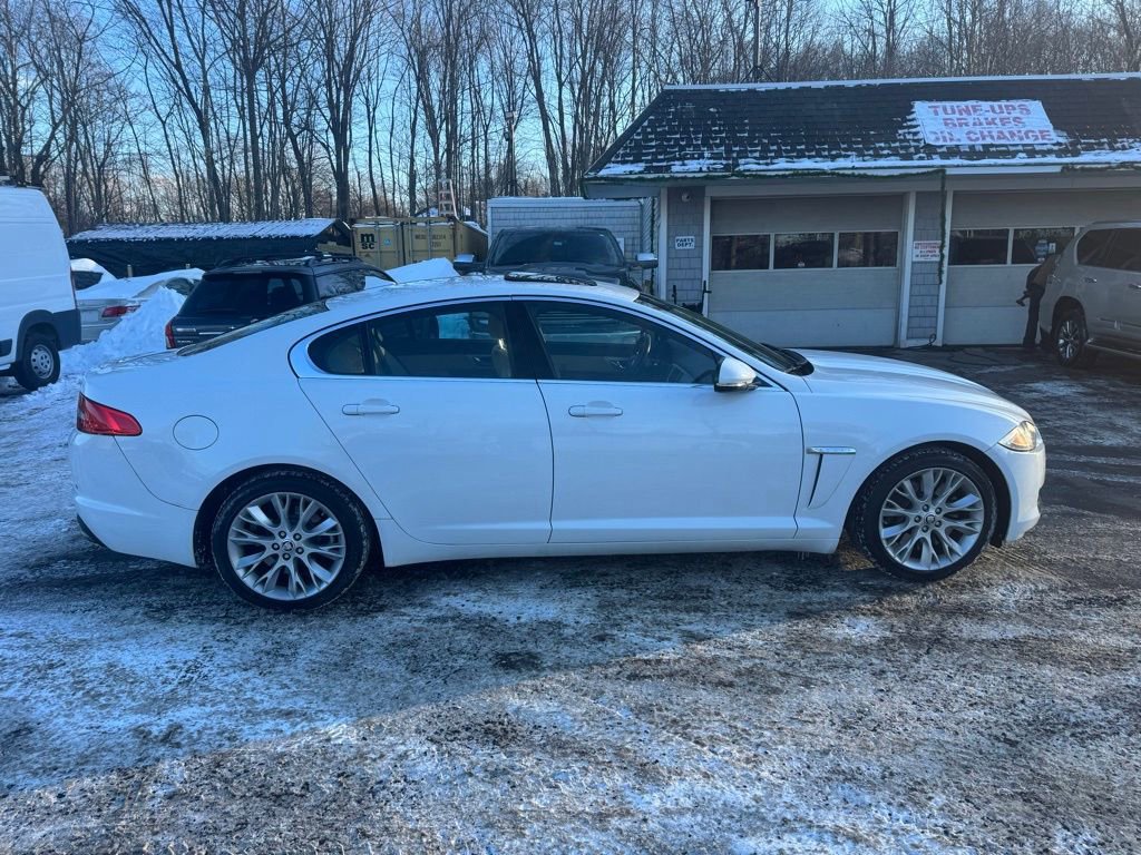 Used 2013 Jaguar XF 3.0 image 9