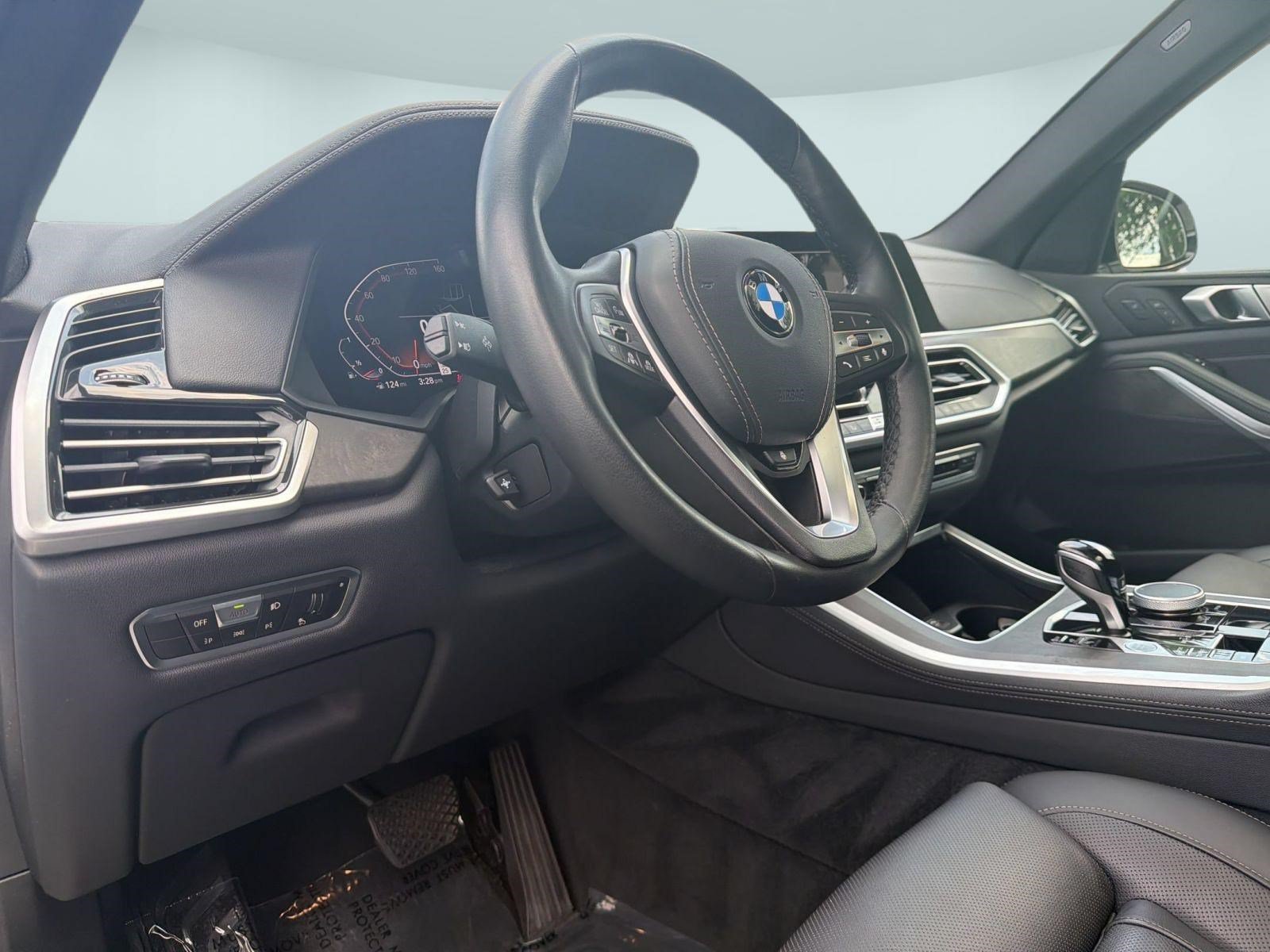 Used 2022 BMW X5 xDrive40i AWD/4WD image 4