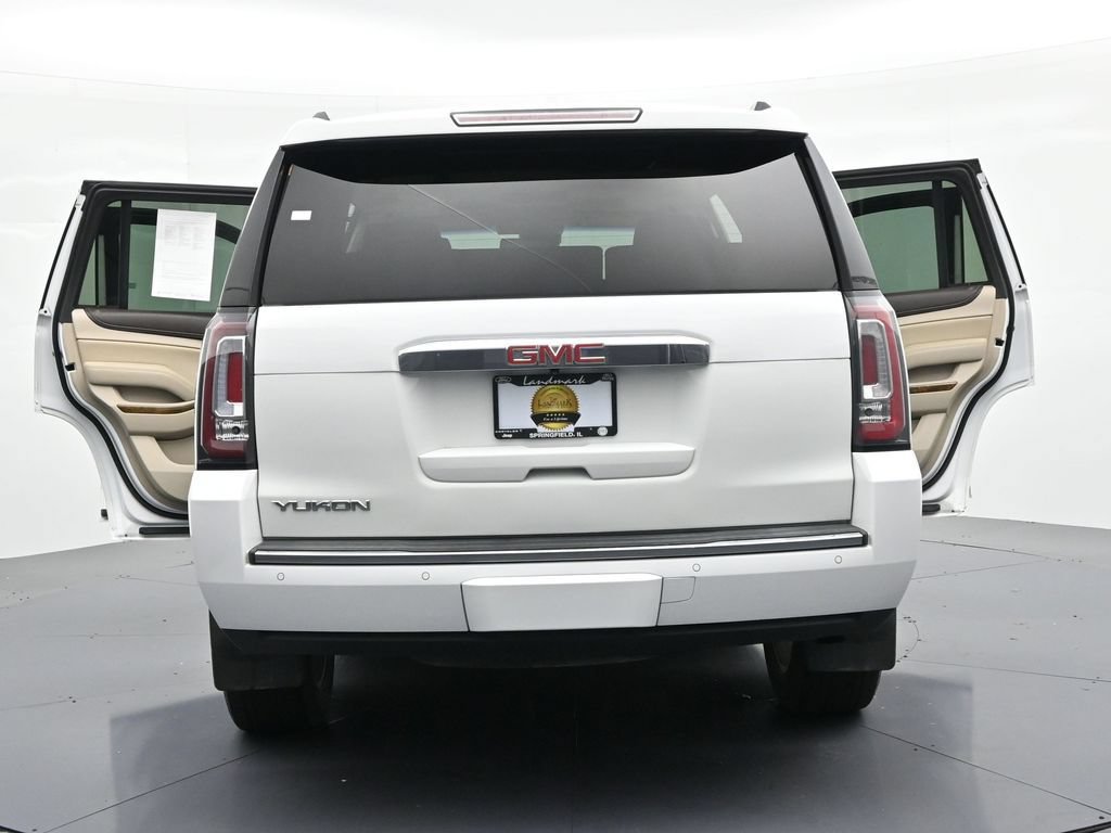 Used 2016 GMC Yukon Denali w/ Open Road Package AWD/4WD image 28