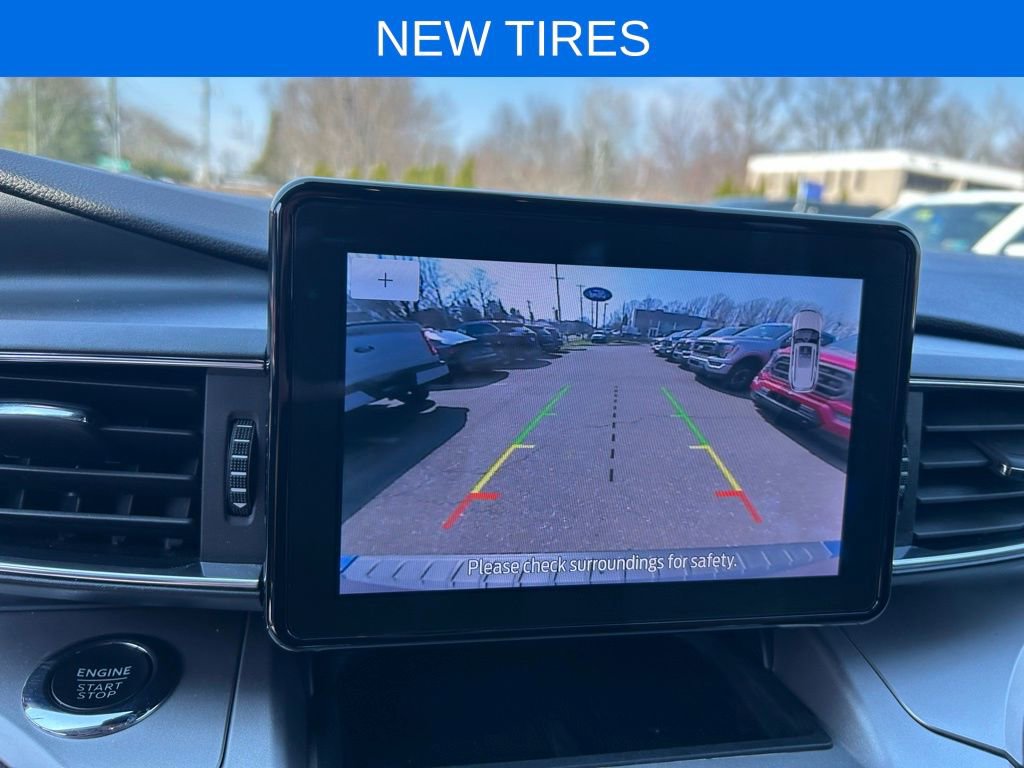 Certified 2022 Ford Explorer XLT w/ Equipment Group 202A image 25