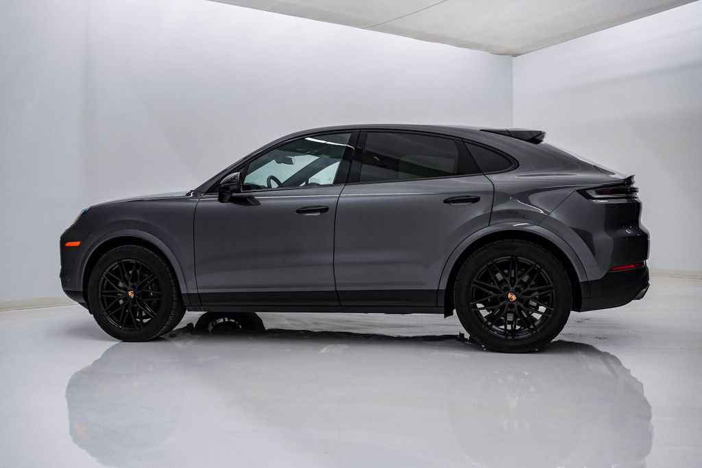 Certified 2025 Porsche Cayenne Coupe video 2