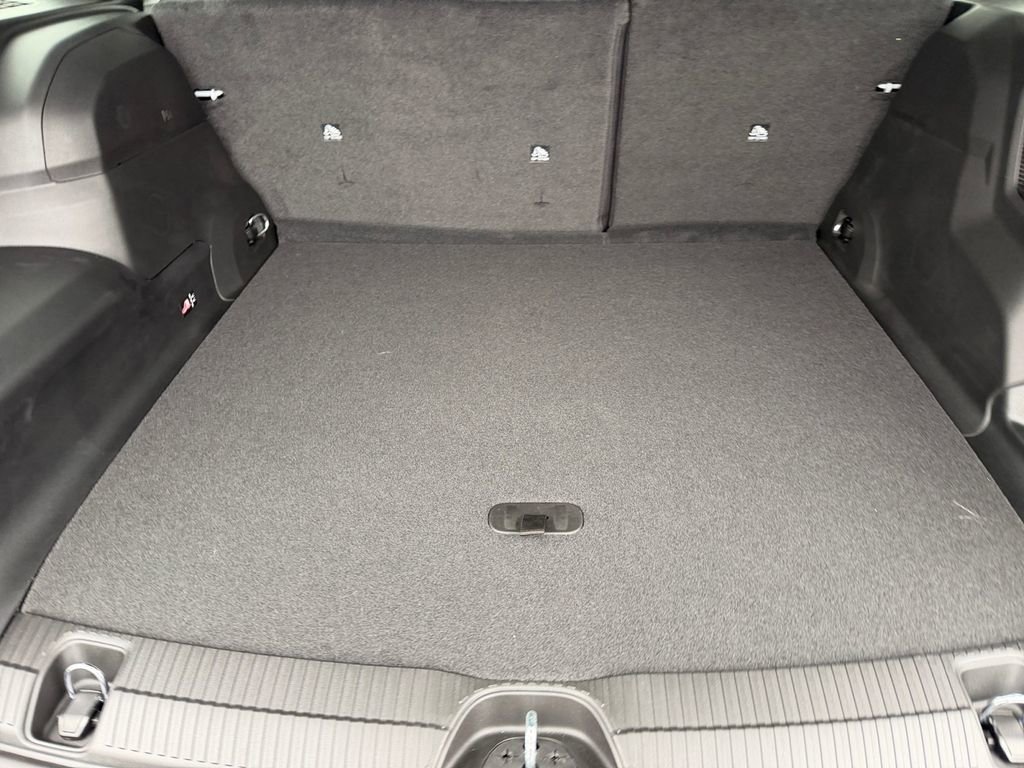 New 2026 Jeep Cherokee Overland w/ Trailer Tow Group image 17