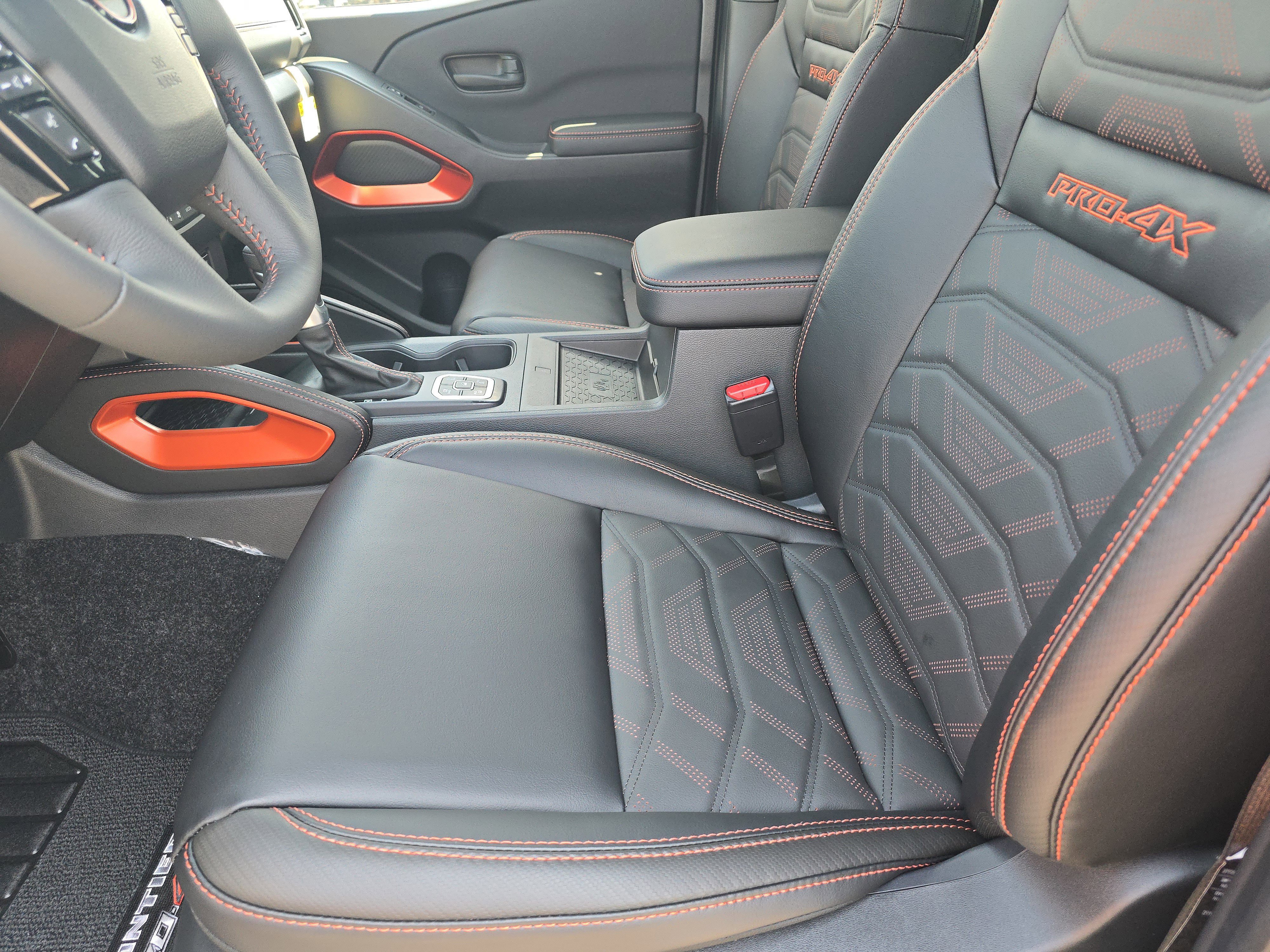 New 2026 Nissan Frontier PRO-4X w/ Pro Premium Package image 10