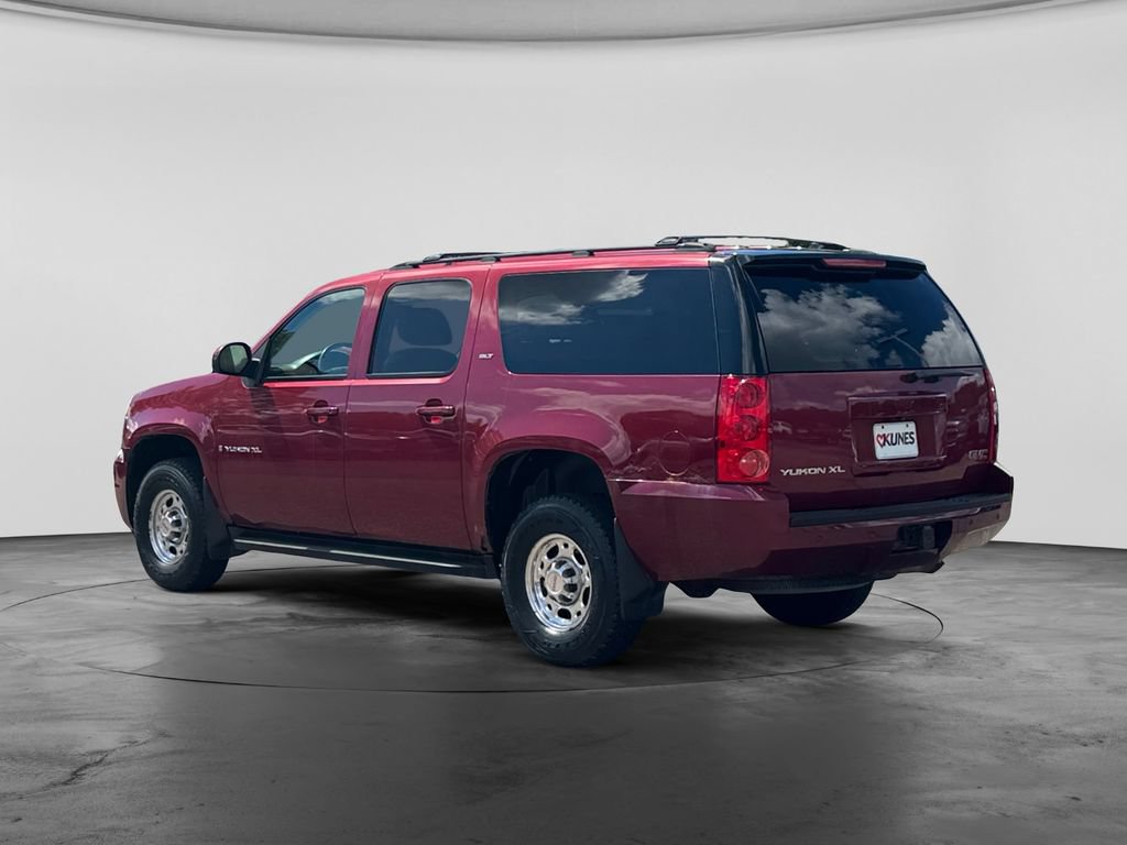 Used 2007 GMC Yukon XL 2500 SLT w/ SLT Preferred Equipment Group AWD/4WD image 6