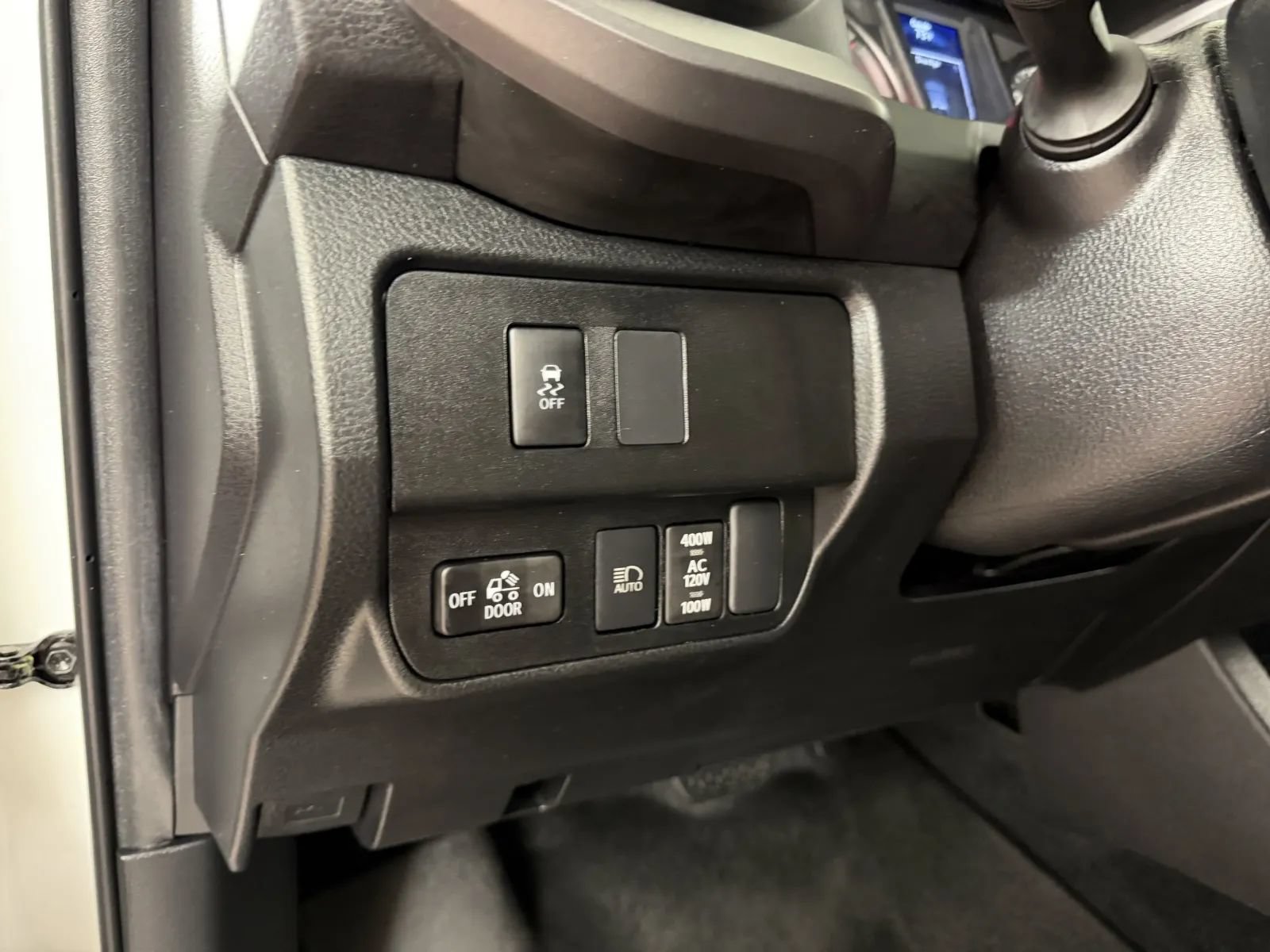 Used 2023 Toyota Tacoma TRD Sport AWD/4WD image 17