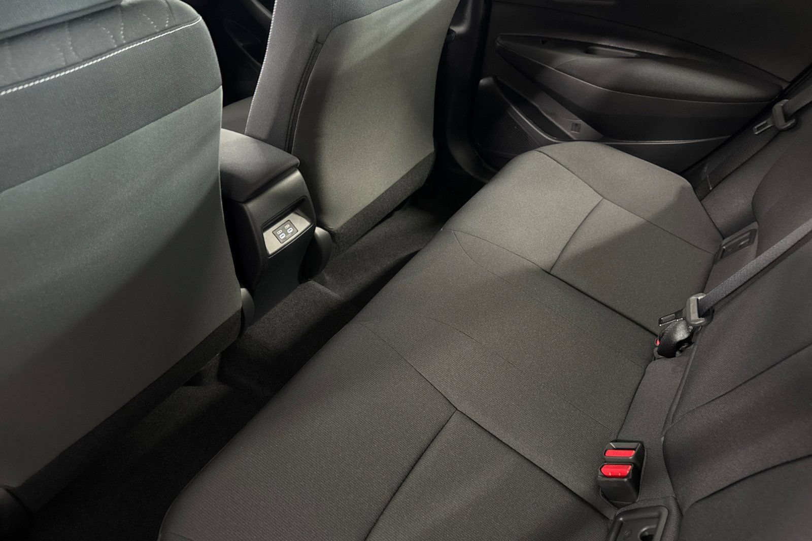 New 2026 Toyota Corolla LE w/ LE Premium Package FWD image 38