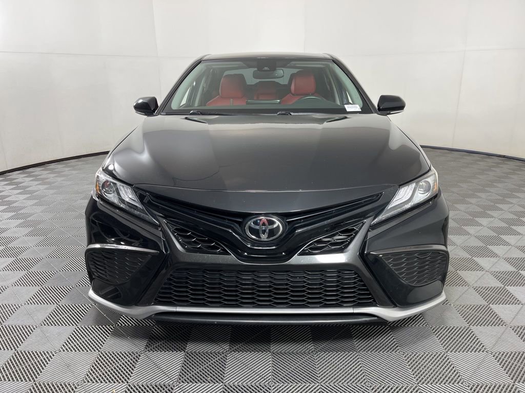 Used 2021 Toyota Camry XSE image 15
